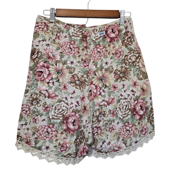 ​🌸 Vintage 90s Floral Lace Trim High Waist Mini Shorts Size 27 Pink Cream - Picture 3 of 6